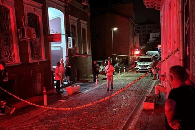 İzmir'de iki kardeşin otel odasındaki ş&uuml;pheli &ouml;l&uuml;m&uuml;: Annelerinin ifadesi ortaya &ccedil;ıktı