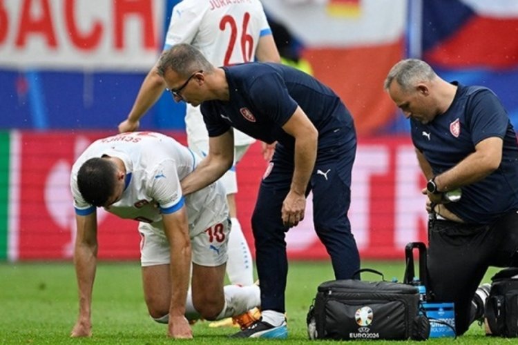Patrik Schick'ten rakibimiz &Ccedil;ekya'ya k&ouml;t&uuml; haber!