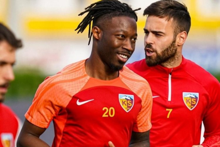Kayserispor Mane ile s&ouml;zleşmesini uzattı