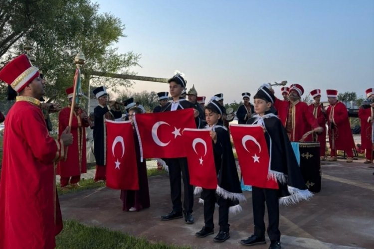 Bursa'da depremzede &ccedil;ocuklara s&uuml;nnet t&ouml;reni