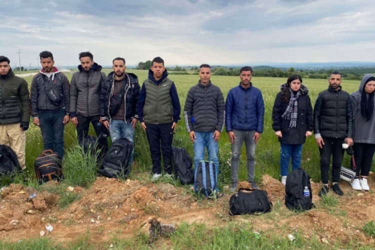 Edirne'de 1 ayda 870 ka&ccedil;ak g&ouml;&ccedil;men yakalandı