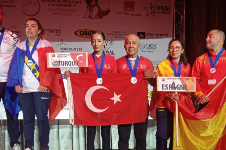 Bursa B&uuml;y&uuml;kşehirli sporculardan Avrupa'da 3 madalya