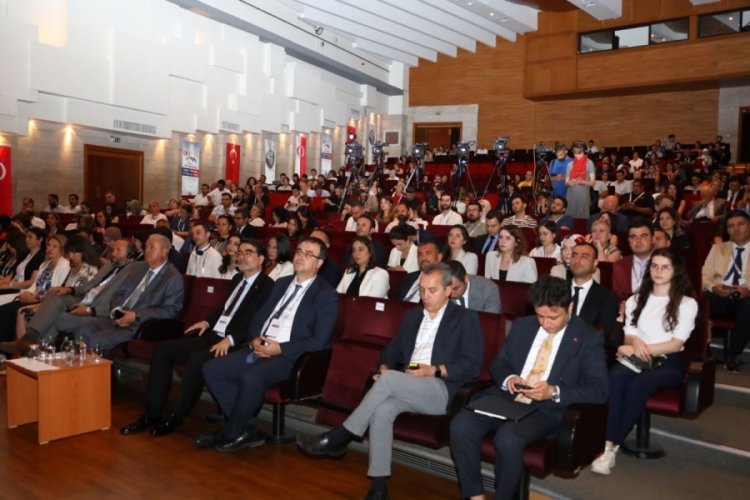 Yükseköğretim Kurulu Başkanı Özvar ODTÜ Kariyer Planlaması Konferansına katıldı