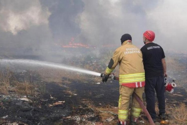 D&uuml;zce'de 25 d&ouml;n&uuml;ml&uuml;k alanda yangın