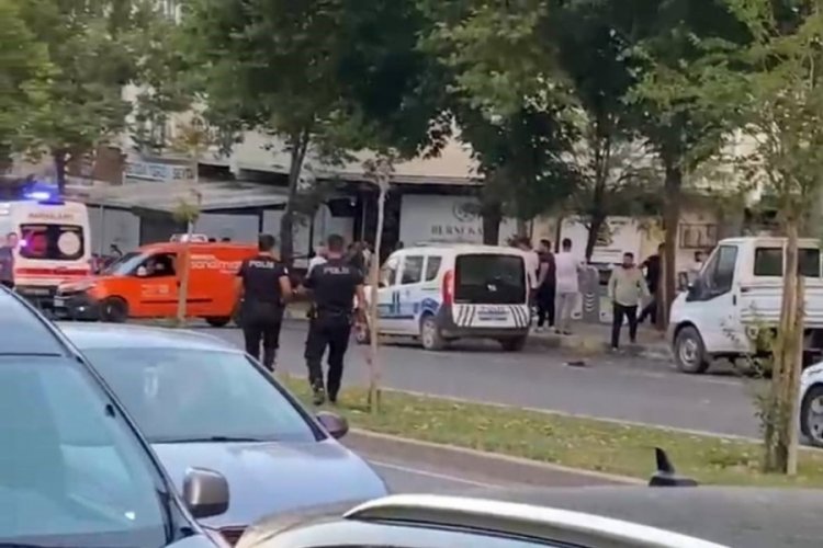 Gaziantep'te l&uuml;ks sitede taşlı ve sopalı kavga