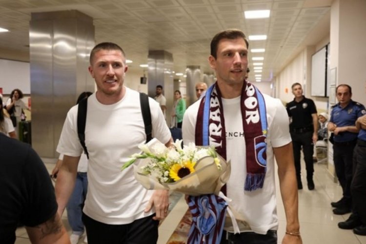 John Lundstram ve Borna Barisic şehre geldi