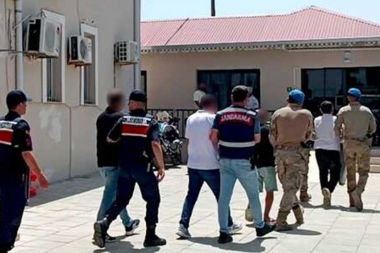 Mersin'de zorla fuhuş iddiasına 8 tutuklama