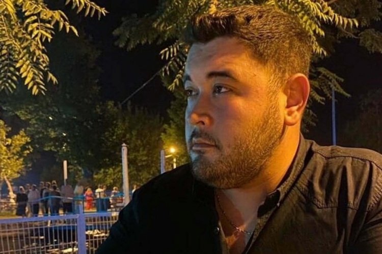 Manisa'da tarlaya u&ccedil;an ara&ccedil; s&uuml;r&uuml;c&uuml;s&uuml; hayatını kaybetti