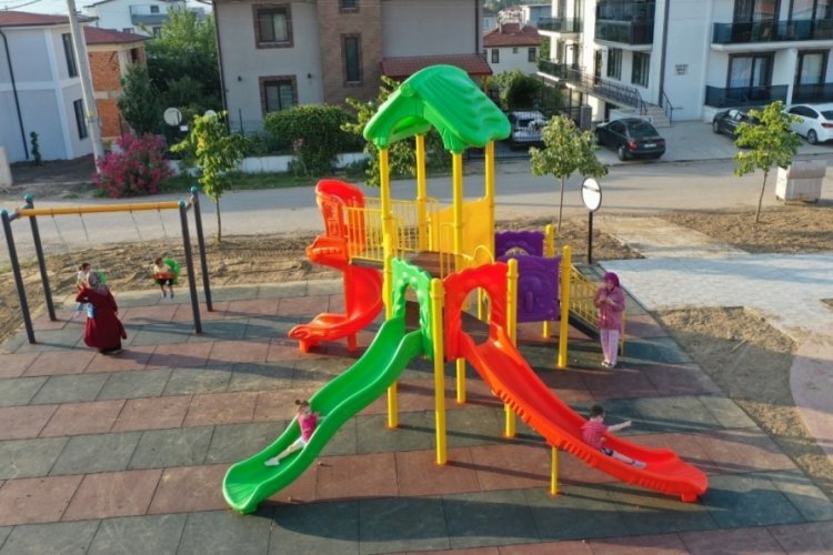 Kocaeli'nde &ccedil;ocuklara! Yeşilyurt Mahallesi'ne yeni oyun parkı inşa ediliyor