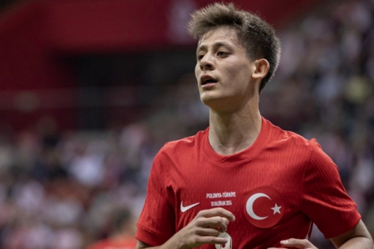 T&uuml;rkiye - &Ccedil;ekya ma&ccedil;ında muhtemel ilk 11'ler a&ccedil;ıklandı