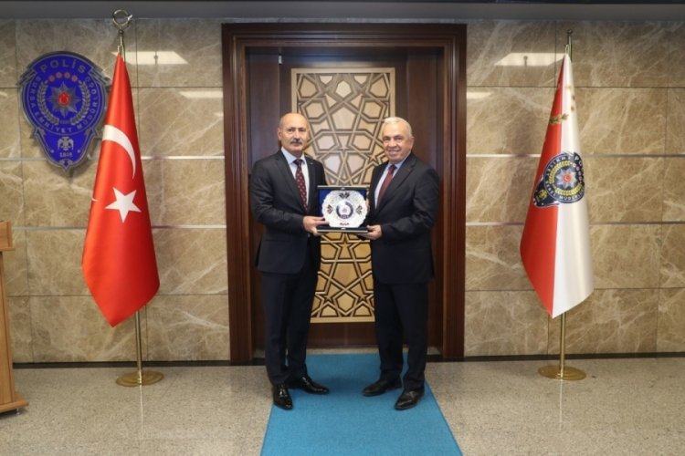 Nil&uuml;fer Belediye Başkanı Şadi &Ouml;zdemir'den nezaket ziyaretleri