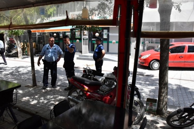 K&uuml;tahya'da zabıta ekiplerinden yol işgaline y&ouml;nelik denetim s&uuml;r&uuml;yor