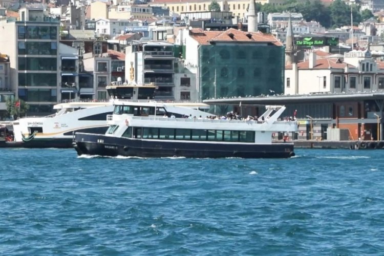 İstanbul'da boğaz turunda turist tarifesi