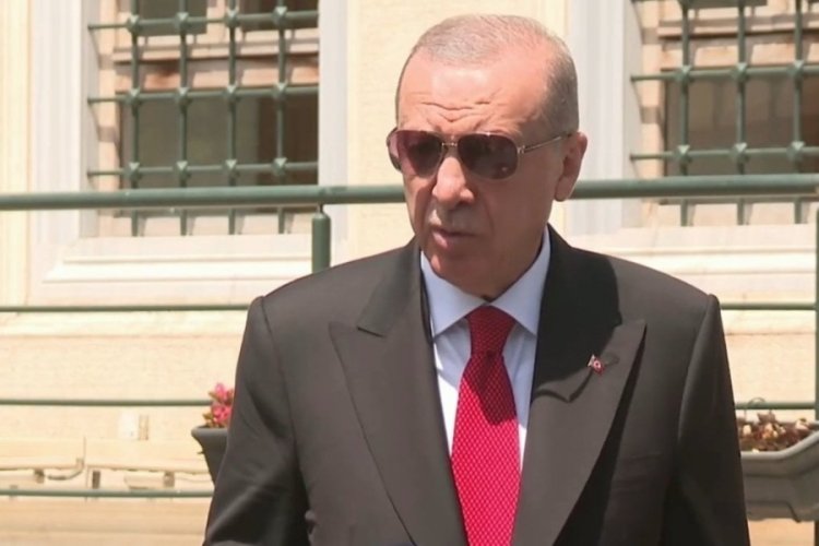 Cumhurbaşkanı Erdoğan cuma çıkışı soruları yanıtladı