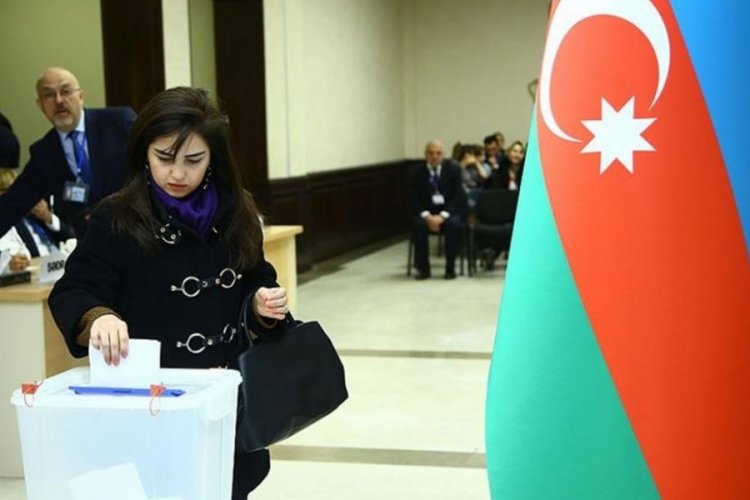 Azerbaycan'da 1 Eylül'de erken seçim