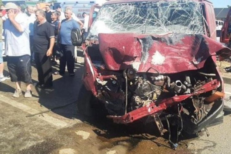 Samsun'da feci kaza! 1 &ouml;l&uuml;, 2 yaralı