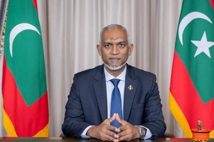 Maldivli bakan, Cumhurbaşkanı Muizzu'ya 'kara büyü yapmak' suçundan tutuklandı