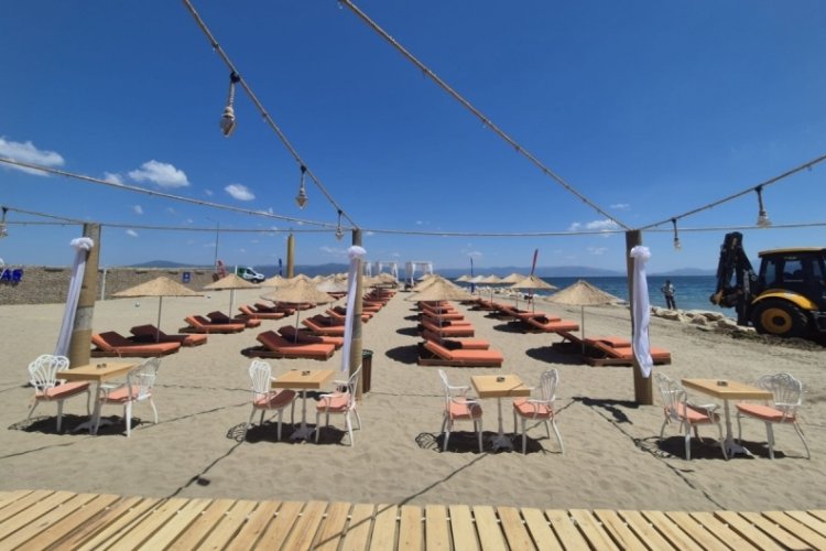 Bursa'da yenilenen Mudanya Plajı hizmete açıldı