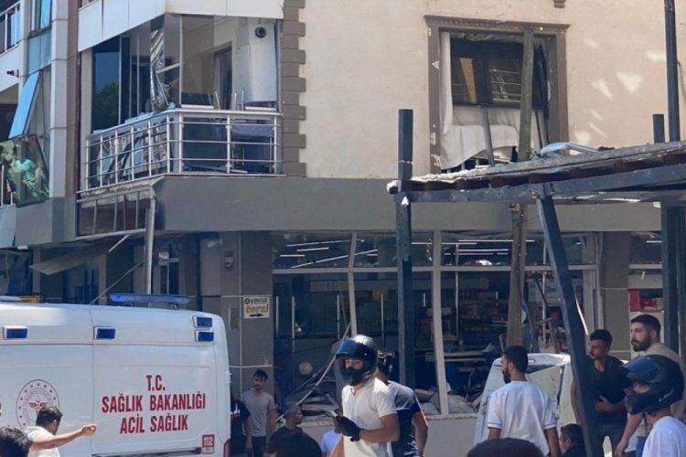 İzmir'de sanayi tüpü patladı: 5 ölü, 57 yaralı