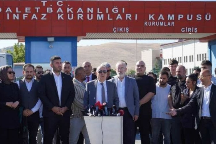 Ümit Özdağ'dan 'Sinan Ateş' davası açıklaması