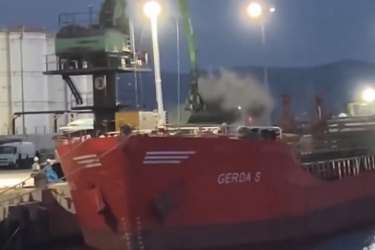 Kocaeli'nde &ccedil;evre felaketi! Gerda S geminin bilan&ccedil;osu ağır oldu