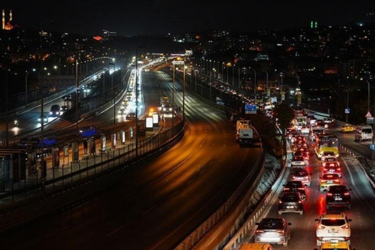 Haliç Köprüsü'nün Kadıköy istikameti trafiğe kapatıldı