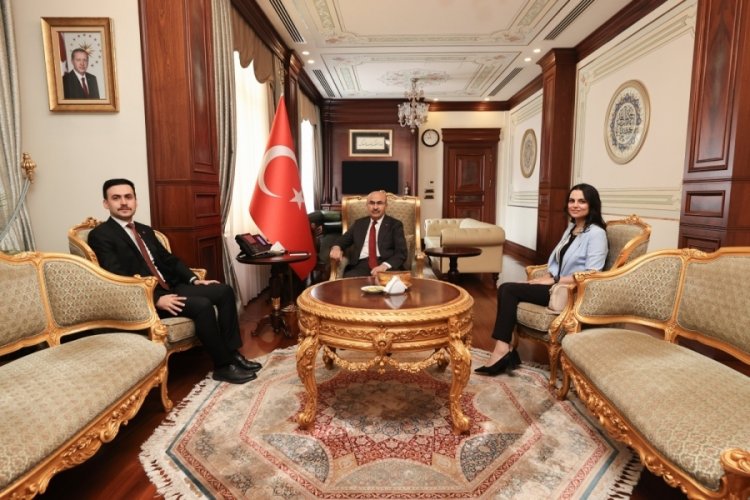Bursa Valisi Demirtaş Cumhuriyet savcısı Özgür Celbek ve eşine teşekkür etti
