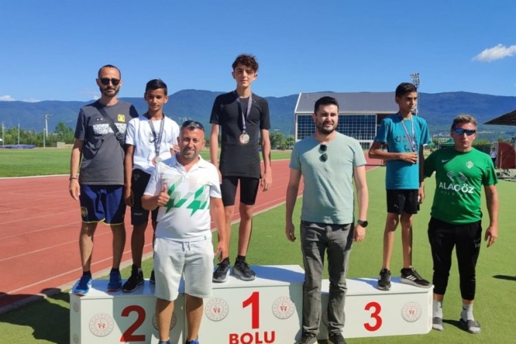 Bursalı gen&ccedil;ler Atletizm Şampiyonasına damga vurdu!