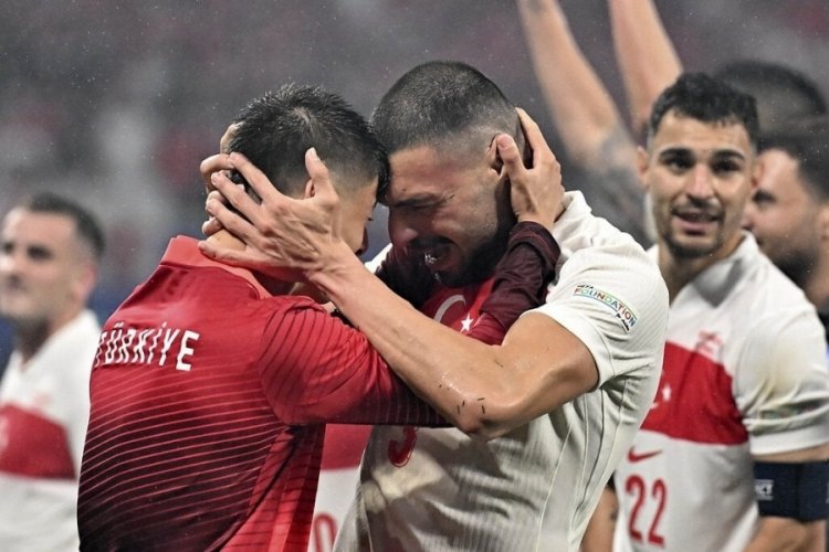 Türkiye - Hollanda maçının bilet fiyatları dudak uçuklatıyor
