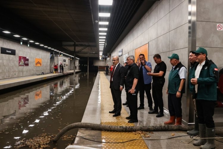 Bursa Valisi Demirtaş, metro istasyonunda inceleme yaptı