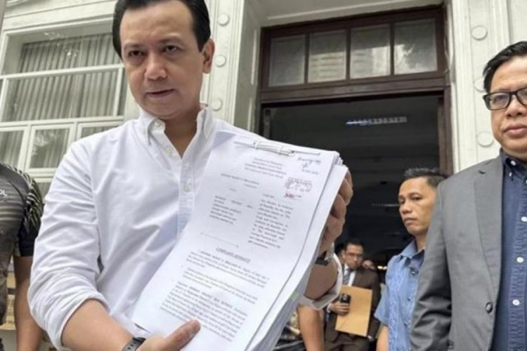 Eski Filipinler Devlet Başkanı Duterte devlet ihalelerini yandaşlarına dağıtmakla su&ccedil;lanıyor