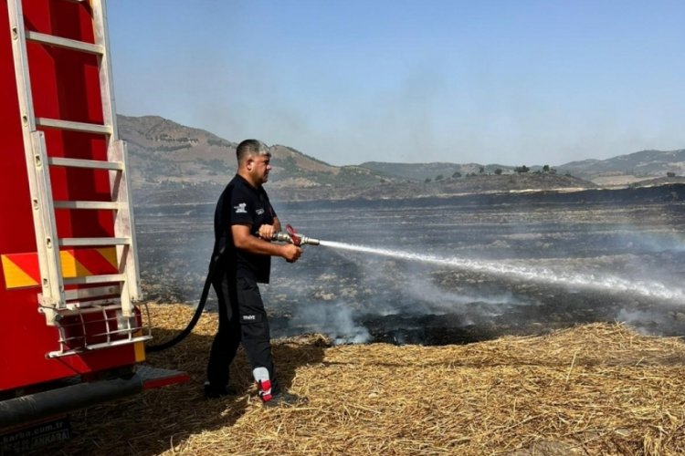 Hatay'da anız yangını s&ouml;nd&uuml;r&uuml;ld&uuml;