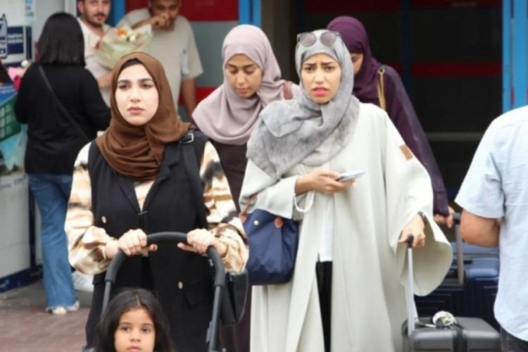 Trabzon Havalimanı'nda Arap turist yoğunluğu