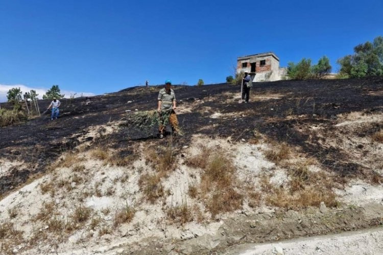 Bursa Orhaneli'de korkutan yangın! Mahalleli seferber oldu&nbsp;