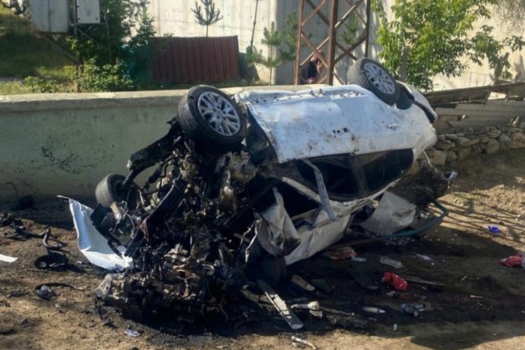 &Ccedil;ok sayıda &ouml;l&uuml; ve yaralı var! Erzurum'da feci kaza
