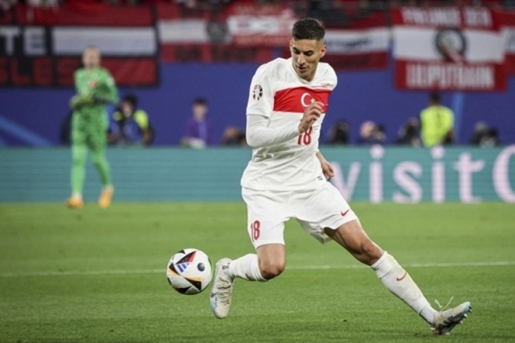 Mourinho'dan Mert M&uuml;ld&uuml;r kararı