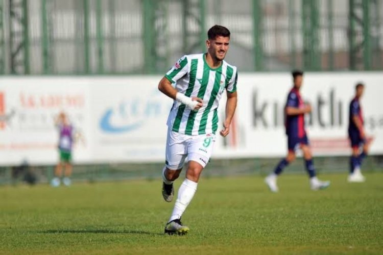 Bursaspor'un gen&ccedil; golc&uuml;s&uuml; imzayı attı!