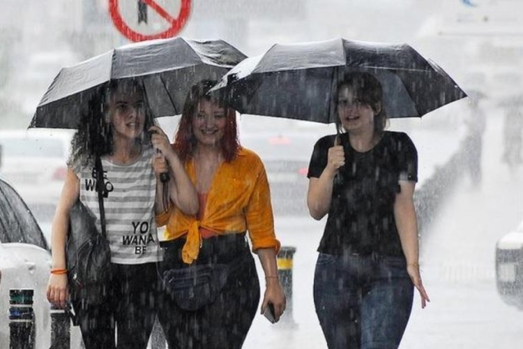 Meteoroloji'den 81 il i&ccedil;in kuvvetli sağanak ve fırtına alarmı! Bursa'da hava nasıl?