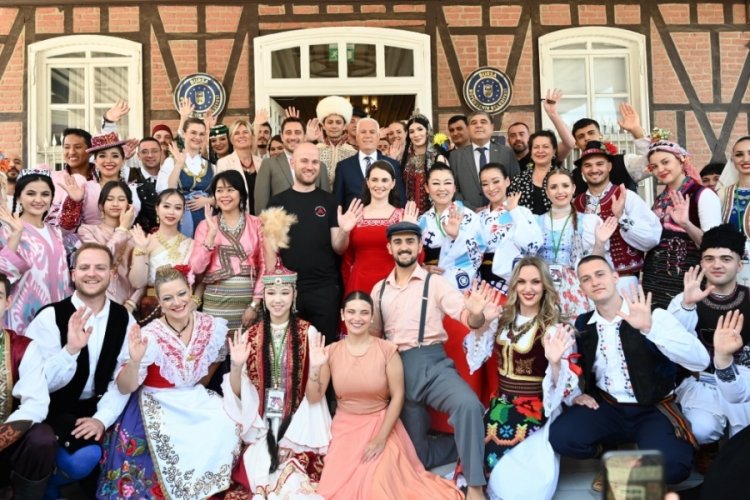 Altın Karag&ouml;z ekiplerinden Başkan Bozbey'e ziyaret