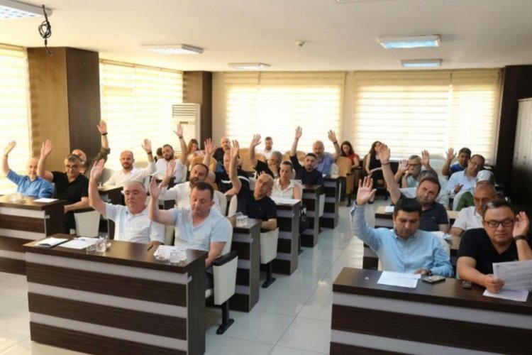 Dolmuş &uuml;cretleri ile okul servislerine zam: Sivil &uuml;creti 20 TL