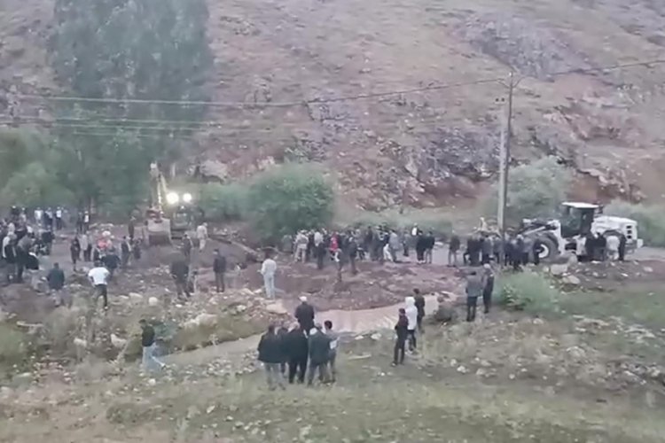 Dereyi ge&ccedil;erken akıntıya kapılan &ccedil;oban hayatını kaybetti