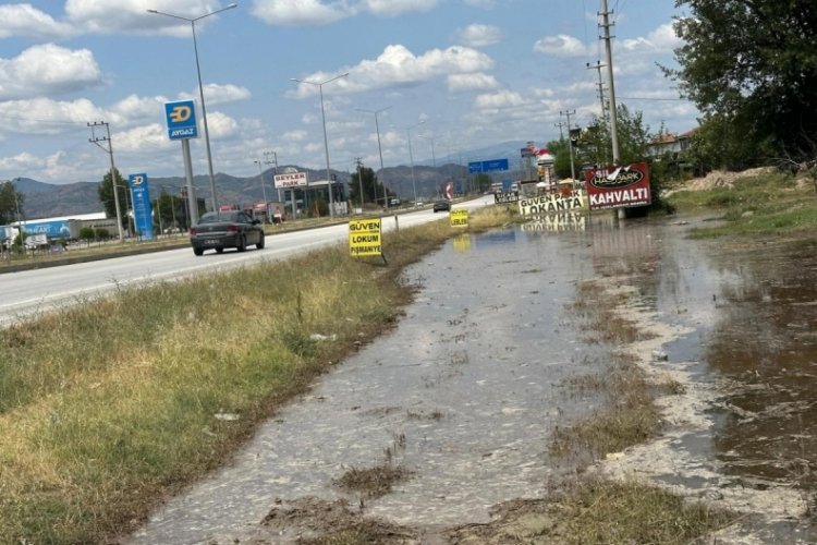 Çorum'da şiddetli yağış arazileri suyla doldurdu!