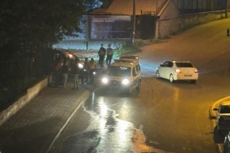 İki grup gen&ccedil; birbirine girdi: 1 &ouml;l&uuml;, 3 yaralı!