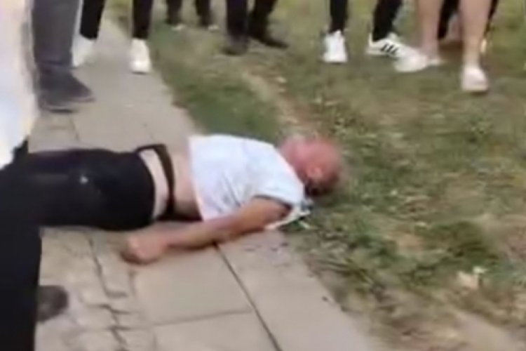 Parkta &ccedil;ocuğa taciz iddiası: Darbedildi!