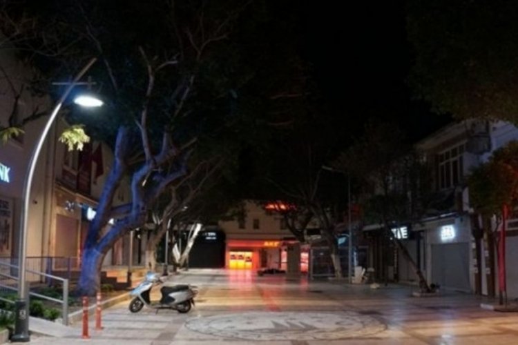 Yunan adalarında dans ve m&uuml;zik, Bodrum'da ise sessizlik!
