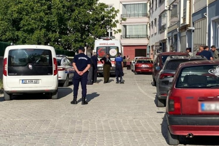 Yangında &ouml;len annenin kayıp kızı &ouml;l&uuml; bulundu