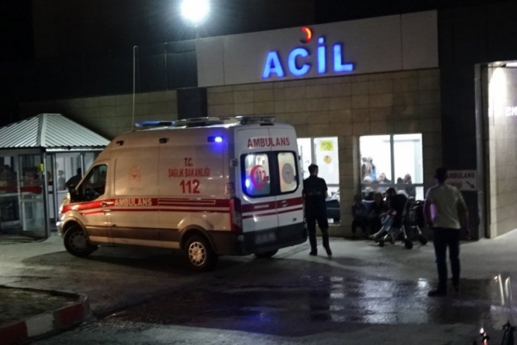 Yaz okulundaki &ouml;ğrenciler gıda zehirlenmesi ş&uuml;phesiyle hastaneye kaldırıldı