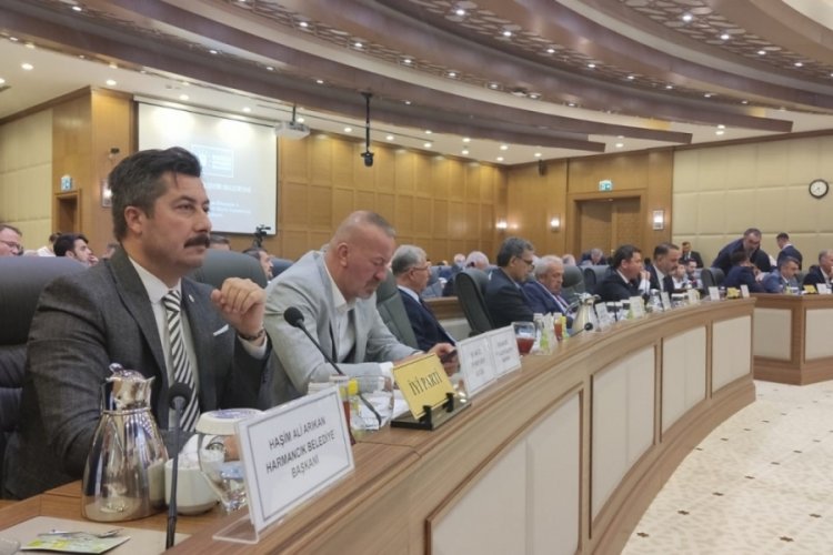 Başkan Ercan &Ouml;zel Bursa'da &ccedil;ift&ccedil;inin sorunlarını B&uuml;y&uuml;kşehir Belediye Meclisi'ne taşıdı
