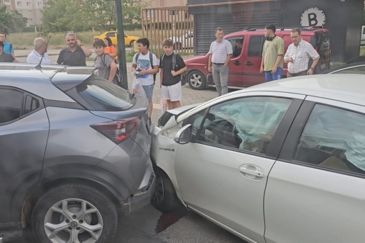 Bursa'da yaya ge&ccedil;idinde kaza!