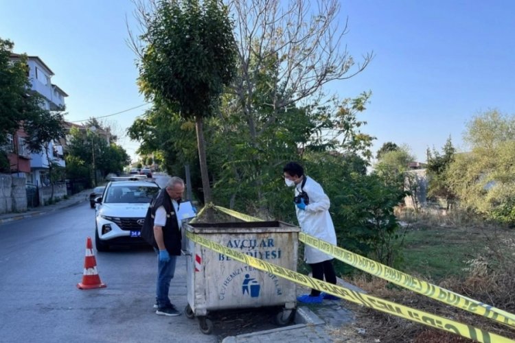 Yeni doğan bebeğini &ccedil;&ouml;p konteynerinin yanına bırakmıştı... Tutuklandı